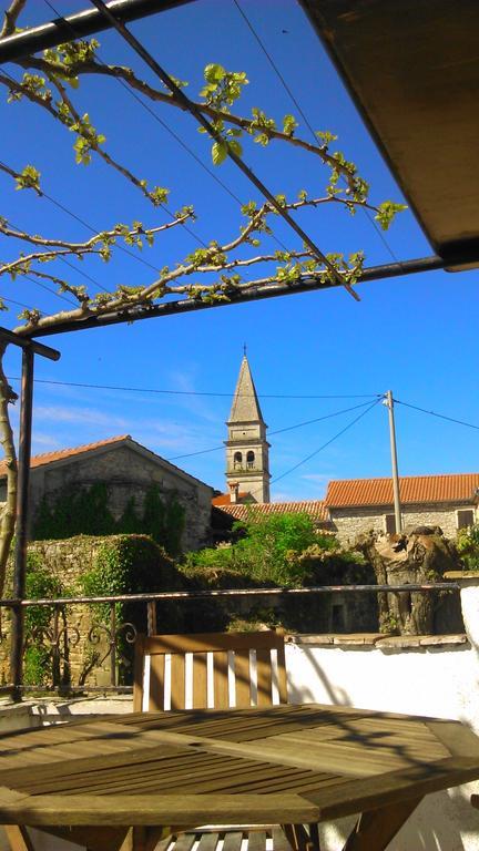 Agroturizam Nezic Villa Oprtalj Exterior foto