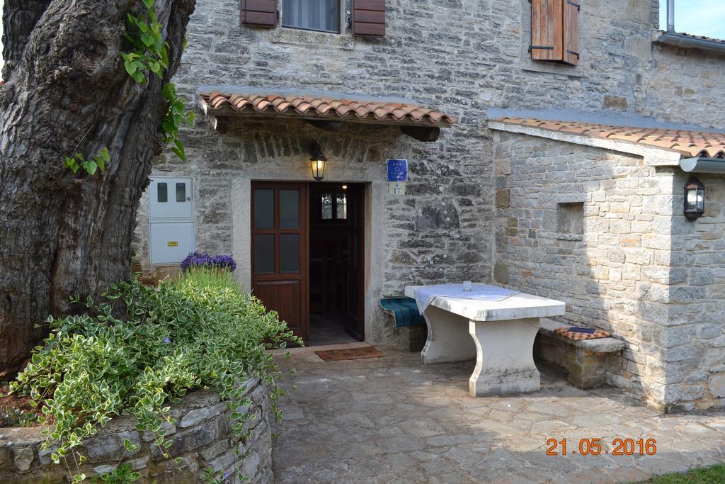 Agroturizam Nezic Villa Oprtalj Exterior foto